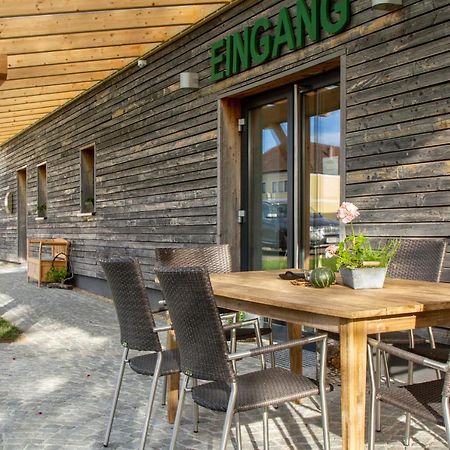 Gaestehaus "In Da Wiesn" Улрихсберг Екстериор снимка